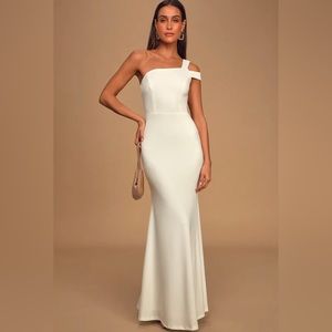 White one shoulder Lulus dress 🌟Never Worn🌟